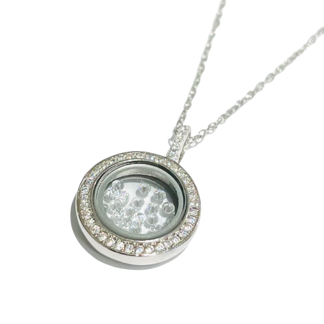 Loose stone pendant