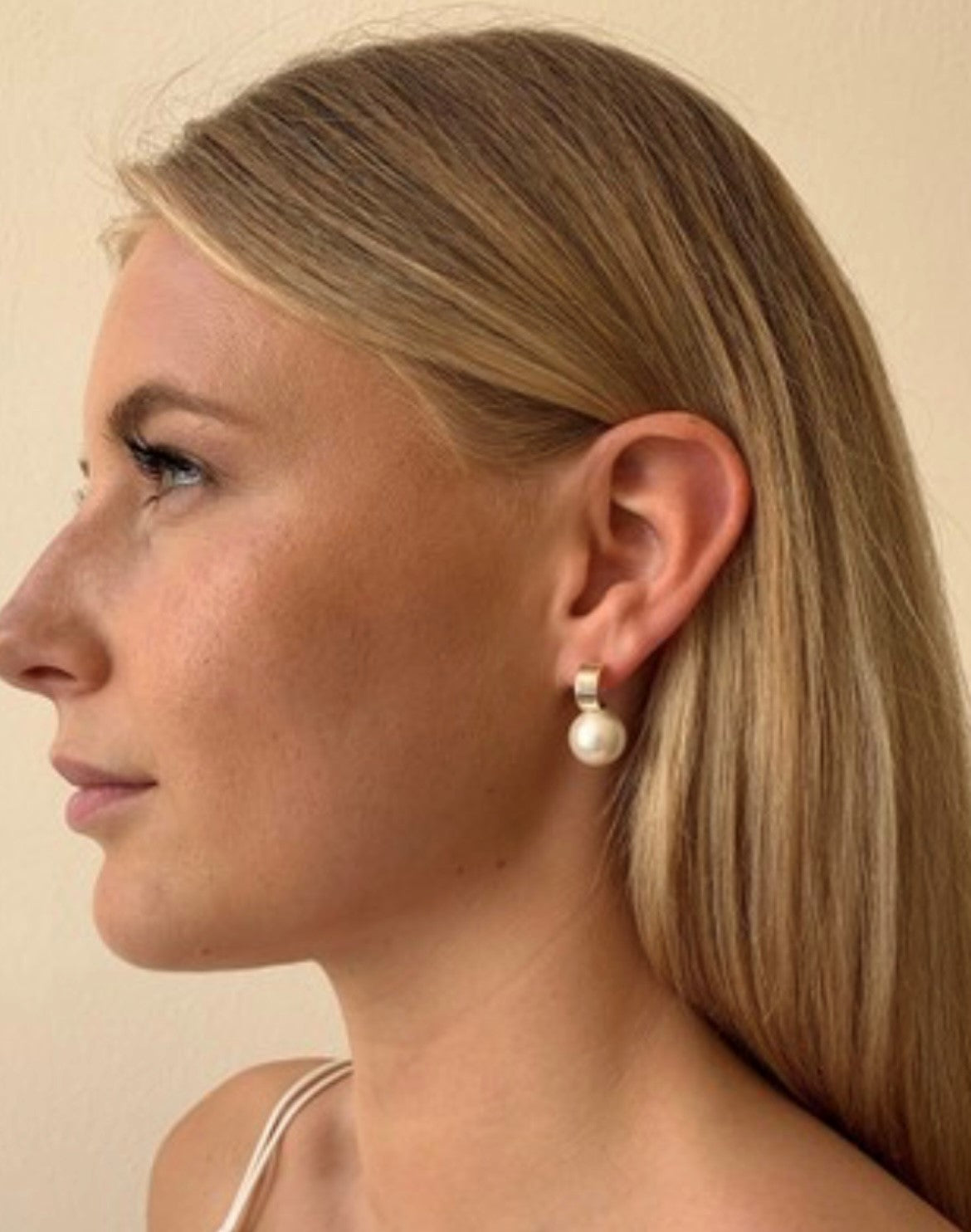 Adriana ear white - Snö of Sweden