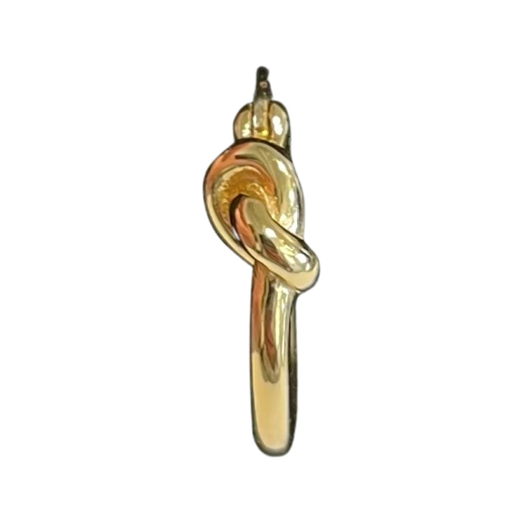 Knot earring