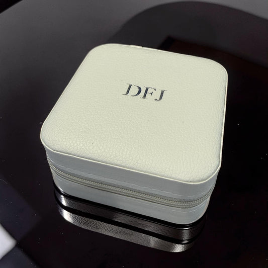 Korujen säilytys ja matkarasia