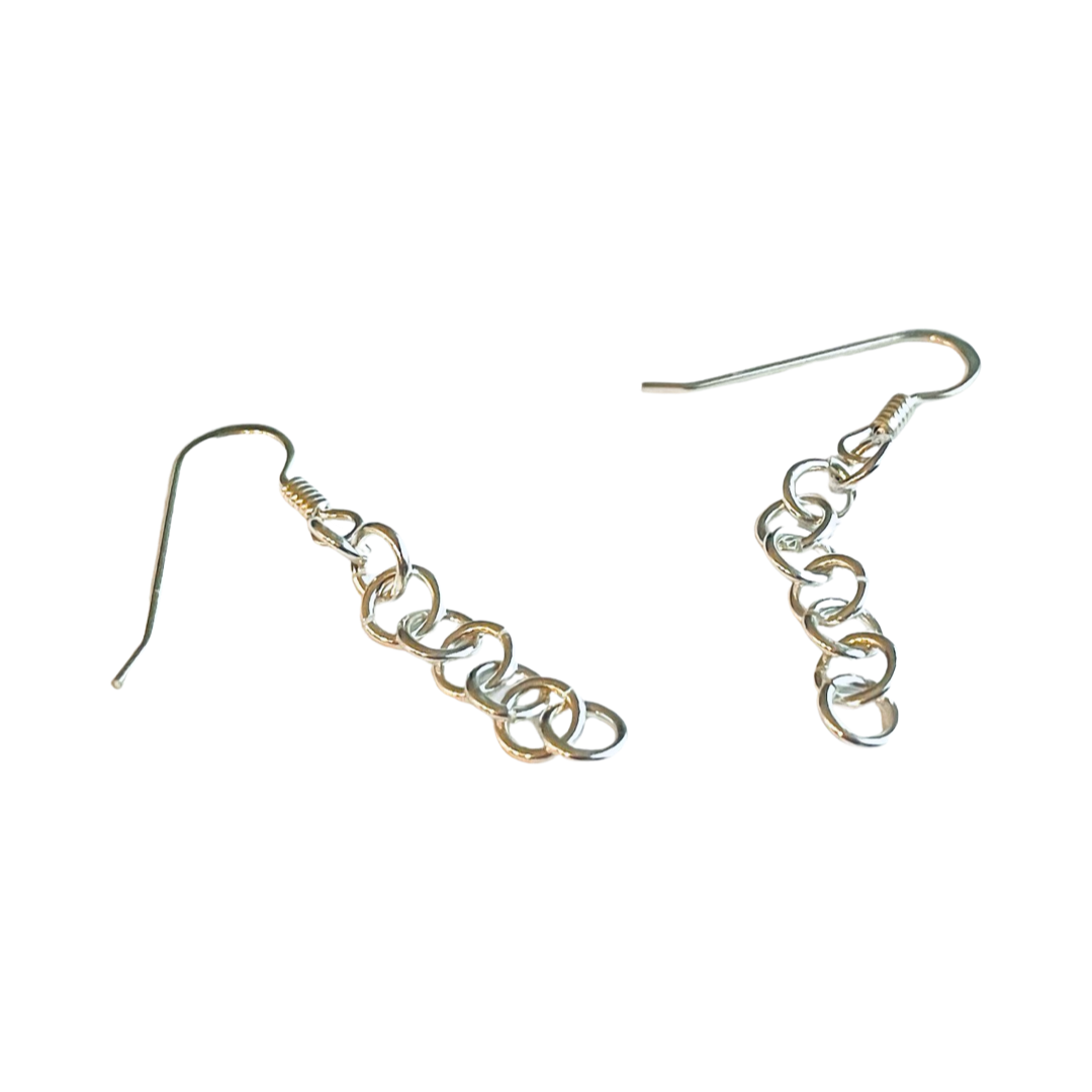 Long chain pendant earring